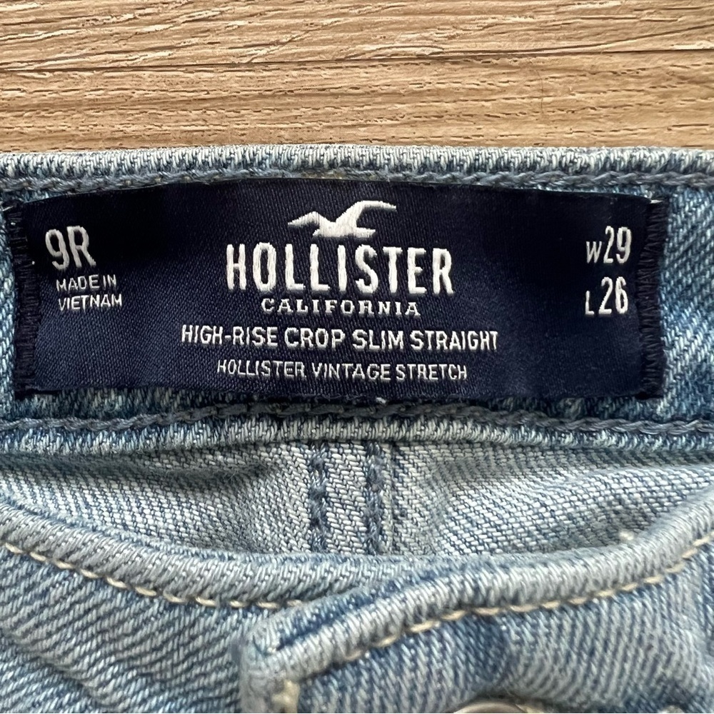 Hollister High-Rise Crop Slim Straight Jeans Distressed Light Rinse Stretch Sz 9 - Picture 7 of 10